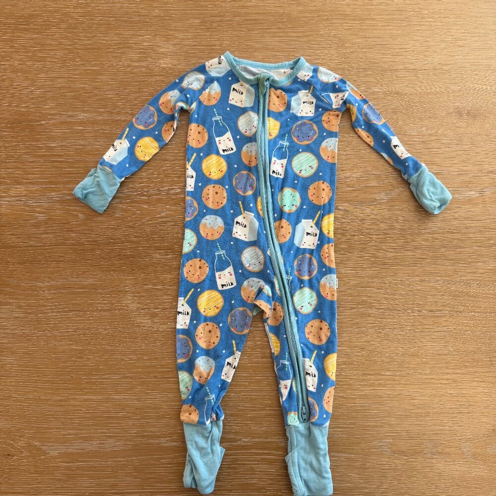 Little Sleepies Cookies & Milk Zippy Size 6-12 months - Picture 2 of 5